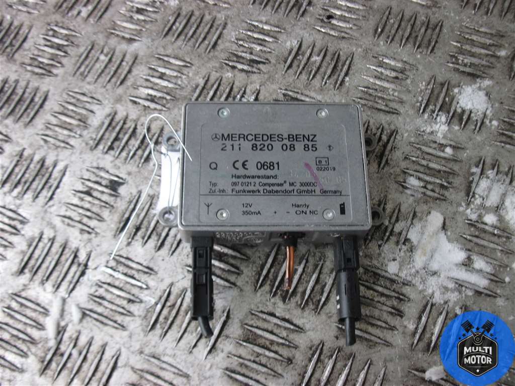 Усилитель антенны MERCEDES E W211 - (2002-2009)