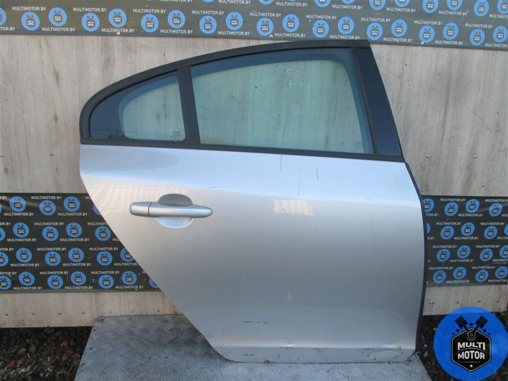 Стекло двери задней правой VOLVO S60 II(2010-2018)