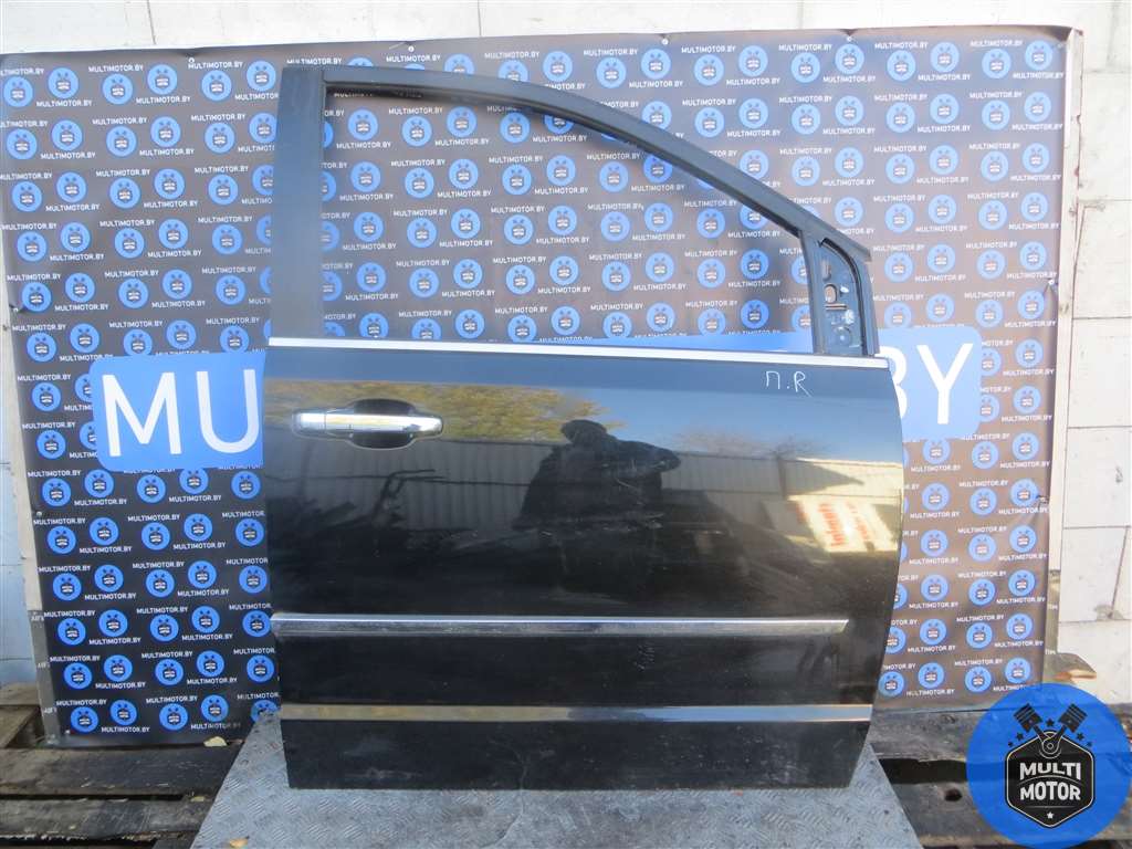 Стекло двери передней правой CHRYSLER VOYAGER 5 (2008-2023)