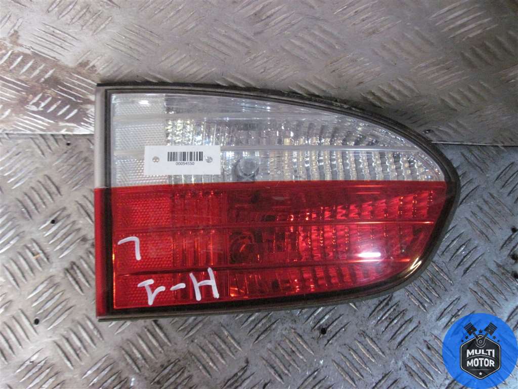Фонарь крышки багажника левый HYUNDAI H-1 (1997-2007)