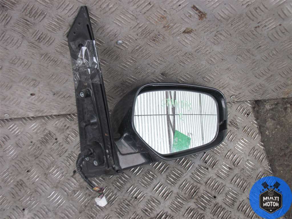 Зеркало наружное правое MITSUBISHI GRANDIS (2003-2011)