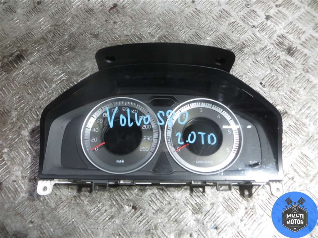 Щиток приборов (приборная панель) VOLVO S80 II (2006-2016)