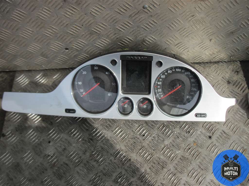 Щиток приборов (приборная панель) Volkswagen PASSAT (B6) (2005-2010)