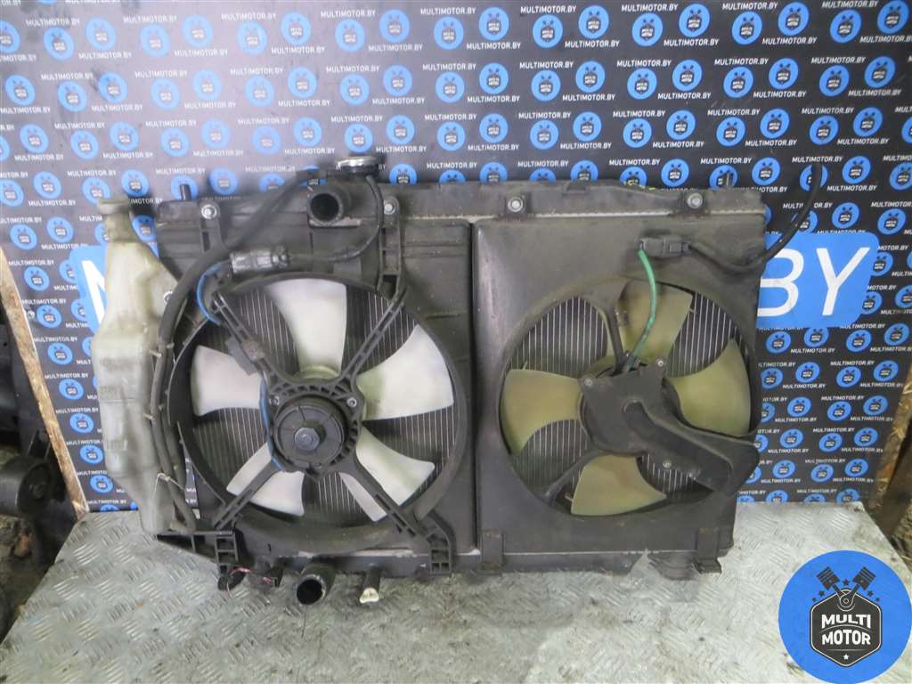 Радиатор (основной) HONDA FR-V (2004-2009)