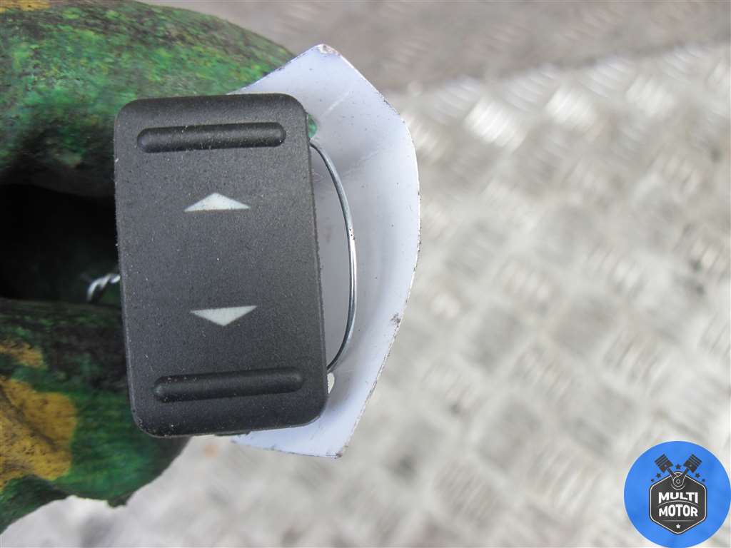 Кнопка стеклоподъемника FORD C-MAX (2006-2010)