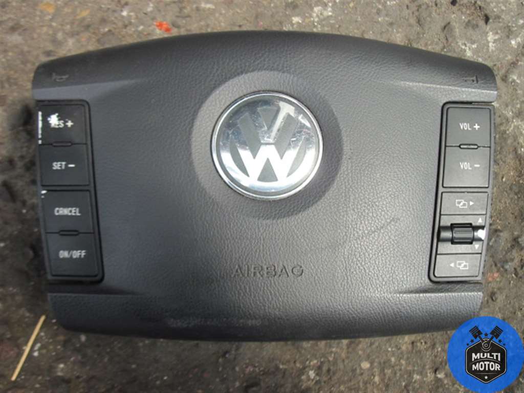 Подушка безопасности водителя Volkswagen TOUAREG (2002-2010)