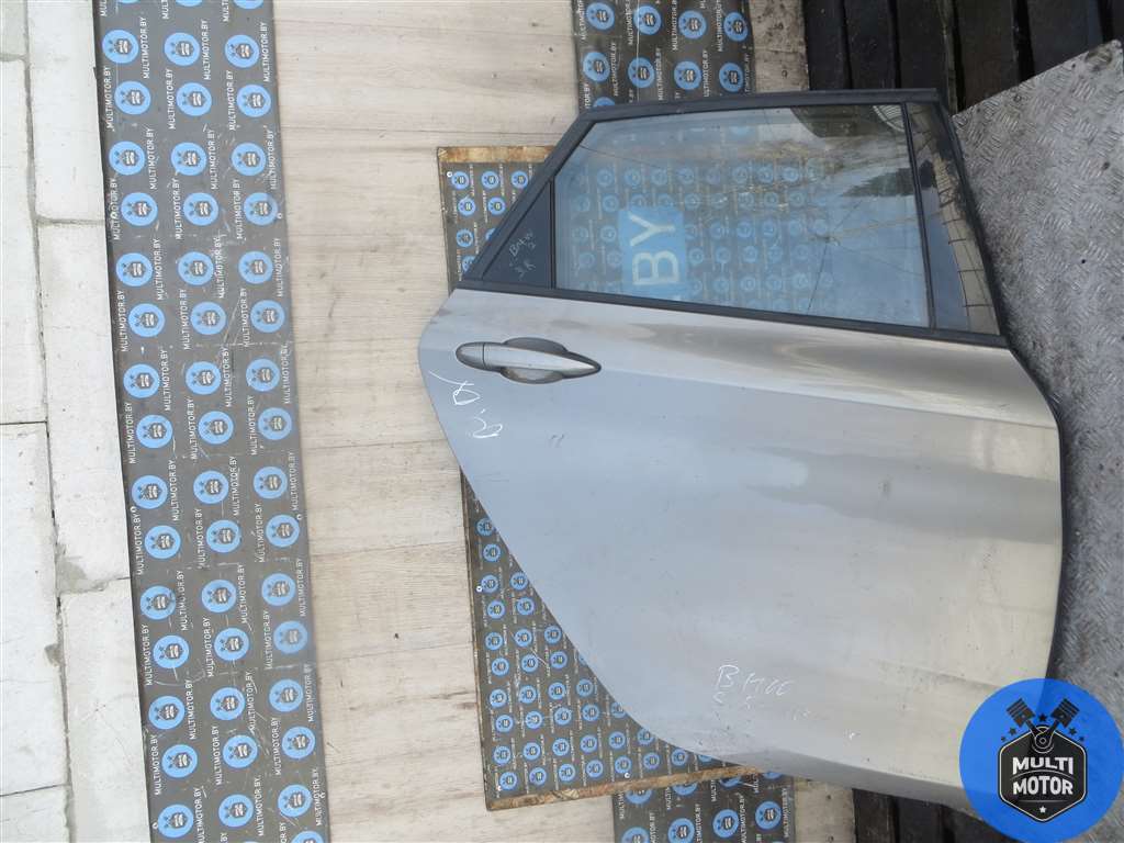 Стекло двери задней правой BMW 2 (F45/F46) (2014-2021)