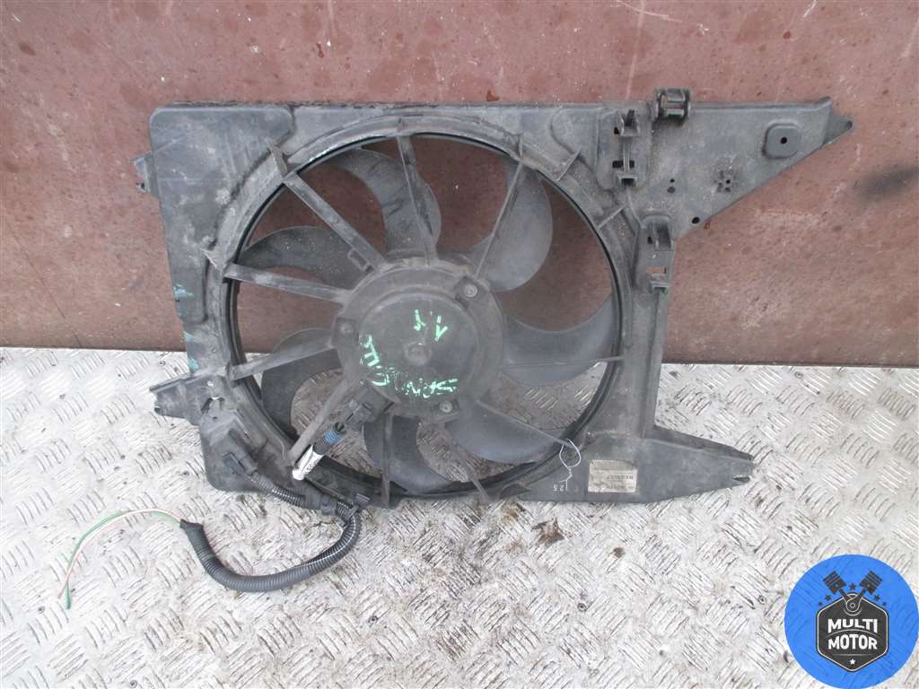 Диффузор вентилятора RENAULT SANDERO I (2007-2013)