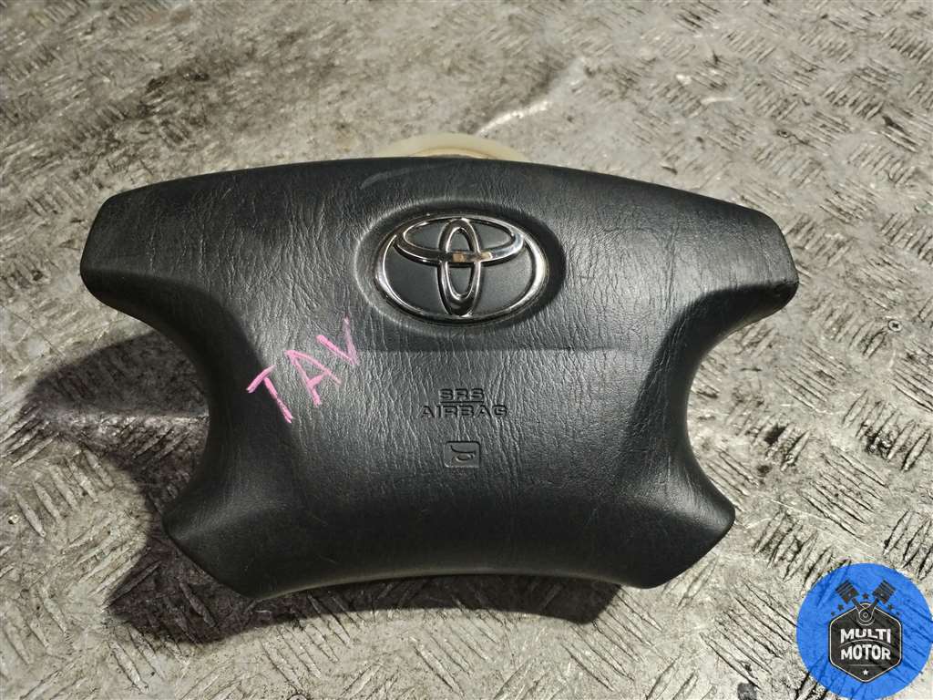 Подушка безопасности водителя TOYOTA AVENSIS VERSO (2001 - 2009 г.в.)