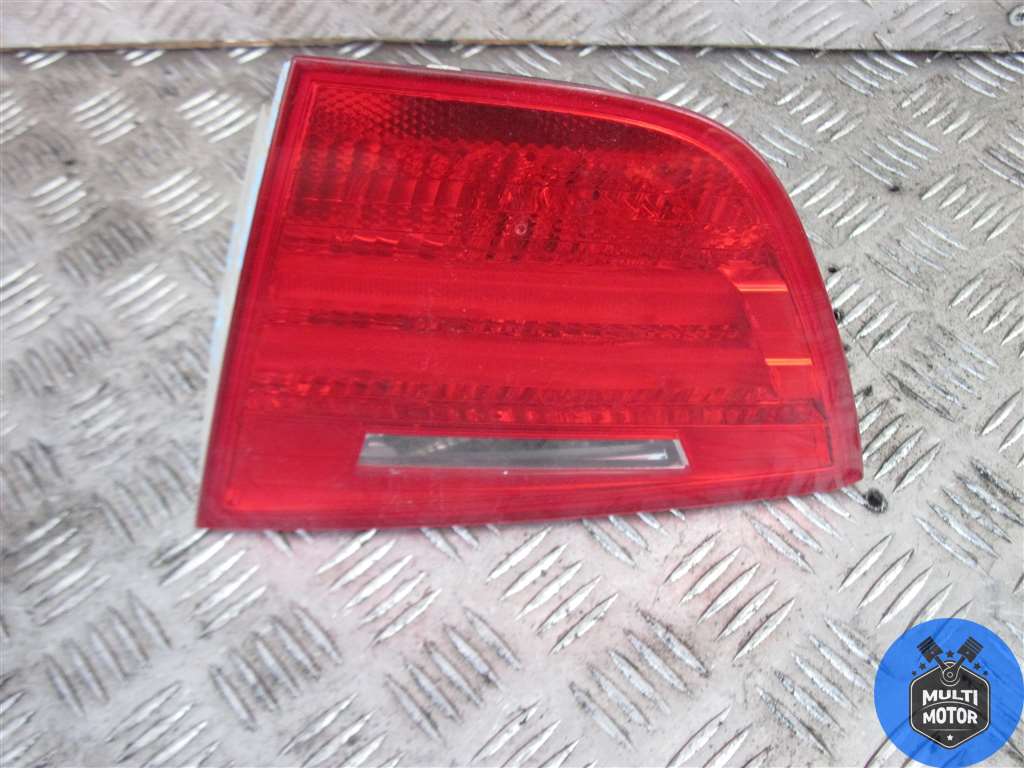 Фонарь крышки багажника правый BMW 3 (E90 ) (2005-2013)