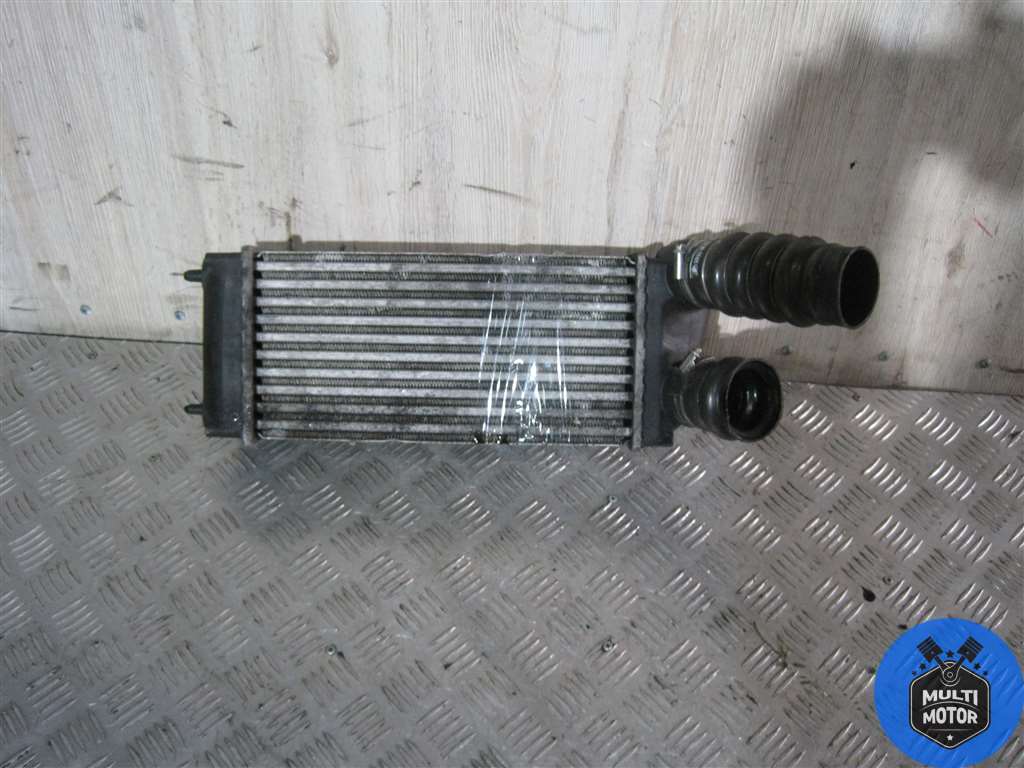 Радиатор интеркулера PEUGEOT 307 (2002-2008 г.в)