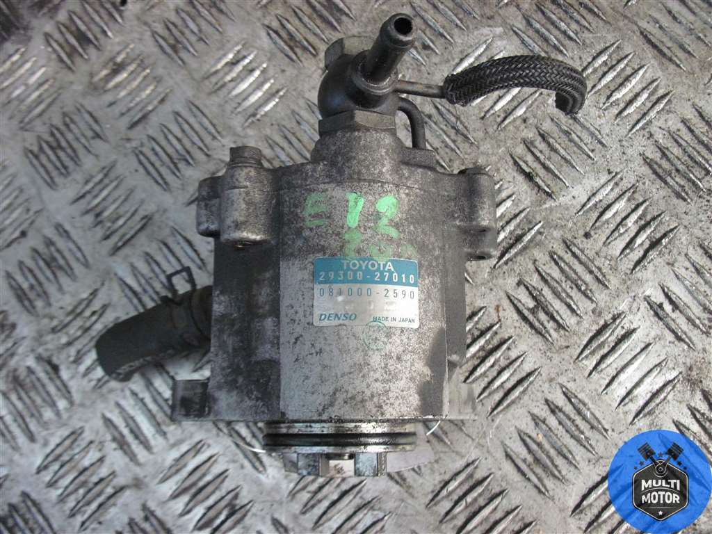 Насос вакуумный TOYOTA COROLLA E12 (2001 - 2007 г.в.)